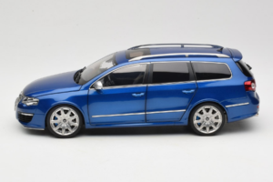 Volkswagen Passat B6 R36 Variant Bleu NZG 1:18 KF044 Métal — image 5 sur 9
