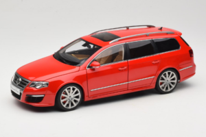 Volkswagen Passat B6 R36 Variant Rouge NZG 1:18 KF044-5 Métal