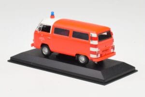 Volkswagen T2 Bus Pompiers Frankfurt Pare-chocs Rouges Minichamps 1:43 400053091-V1 Métal — image 3 sur 4