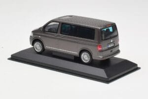 Volkswagen T5 Bus Bronze Metallic Minichamps 1:43 4039378412203 Métal — image 3 sur 4