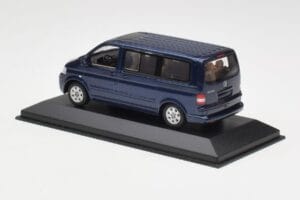Volkswagen T5 Bus Shadow Blue Minichamps 1:43 842902102 Métal — image 3 sur 4