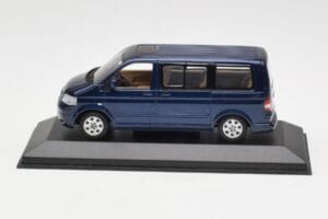 Volkswagen T5 Bus Shadow Blue Minichamps 1:43 842902102 Métal
