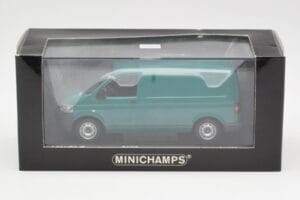 Volkswagen T5 Transporter Vert Minichamps 1:43 400052261 Métal — image 4 sur 4