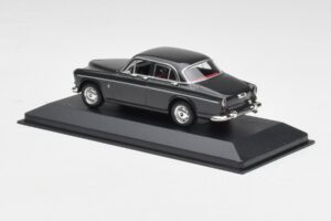 Volvo 121 Amazon Gris Minichamps 1:43 430171061 Métal — image 3 sur 4