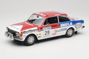 Volvo 142 #29 M. Alen / I. Kivimaki Rally 1000 Lakes 1973 MCG 1:18 MCG18528R Métal