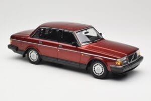 Volvo 240 GL Dark Red Metallic Minichamps 1:18 155171406 Métal — image 4 sur 6