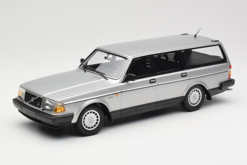 Volvo 240 GL Estate Argent Minichamps 1:18 155171416 Métal