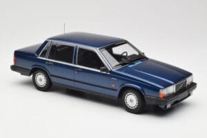 Volvo 740 GL Dark Blue Metallic Minichamps 1:18 155171701 Métal — image 4 sur 6