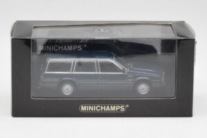 Volvo 740 GL Estate Bleu Vert Métallique Minichamps 1:43 943171713 Métal — image 4 sur 4