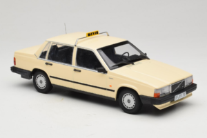 Volvo 740 GL Taxi Allemagne Minichamps 1:18 155171792 Métal — image 4 sur 6