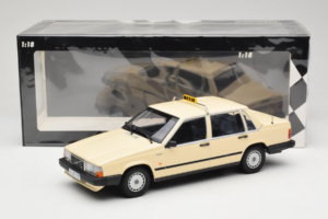 Volvo 740 GL Taxi Allemagne Minichamps 1:18 155171792 Métal — image 6 sur 6