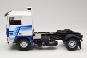 Volvo F12 Bleu Blanc Road Kings 1:18 RK180033 Métal — image 4 sur 8