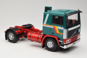 Volvo F1220 Vert Rouge Road Kings 1:18 RK180032 Métal — image 6 sur 8