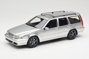 Volvo V70 R P80 Argent DNA 1:18 DNA000155 Métal