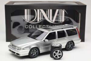 Volvo V70 R P80 Argent DNA 1:18 DNA000155 Métal — image 6 sur 6