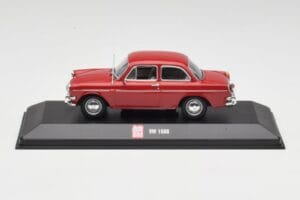 Volkswagen 1500 Ruby Rouge Minichamps 1:43 VW001 Métal