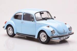 Volkswagen Beetle 1303 Bleu Clair Norev 1:18 188532 Métal — image 4 sur 6