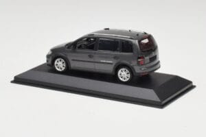 Volkswagen Cross Touran Platinum Gris Minichamps 1:43 400056170 Métal — image 3 sur 4