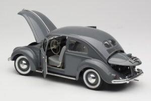 Volkswagen Export Sedan Agave Grey Maisto 1:18 100299 Métal — image 5 sur 8