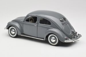 Volkswagen Export Sedan Agave Grey Maisto 1:18 100299 Métal — image 7 sur 8