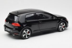 Volkswagen Golf Mk7 GTI Noir Norev 1:18 188550 Métal — image 3 sur 8