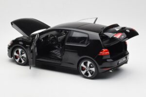 Volkswagen Golf Mk7 GTI Noir Norev 1:18 188550 Métal — image 5 sur 8