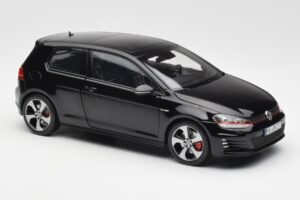 Volkswagen Golf Mk7 GTI Noir Norev 1:18 188550 Métal — image 6 sur 8
