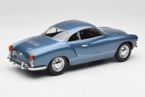 Volkswagen Karmann Ghia Coupé Neptune Bleu Minichamps 1:18 155054022 Métal — image 2 sur 6