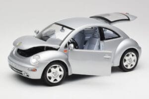 Volkswagen New Beetle Reflex Argent Métallisé Bburago 1:18 3322 Métal — image 2 sur 8