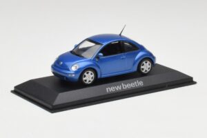 Volkswagen New Beetle Satellite Bleu Minichamps 1:43 430058004 Métal — image 2 sur 4
