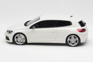 Volkswagen Scirocco Mk3 R Phase 1 Blanc Otto 1:18 OT1090 Résine — image 3 sur 6
