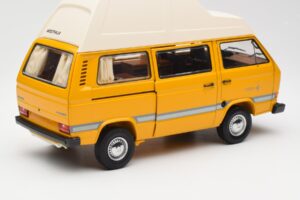 Volkswagen T3 Joker Camping-Car Schuco 1:18 450038500 Métal — image 3 sur 8