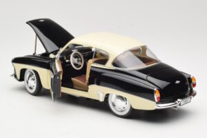 Wartburg 311 Coupé Noir & Beige Revell 1:18 8419 Métal — image 5 sur 8