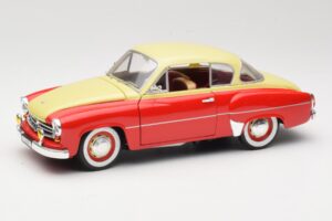 Wartburg 311 Coupé Rouge & Beige Revell 1:18 8418 Métal