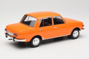 Wartburg 353 Orange MCG 1:18 MCG18061 Métal — image 2 sur 6