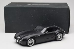 Wiesmann GT MF Matte Black Revell 1:18 WIESMANN002 Métal — image 8 sur 8