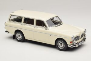 Volvo Amazon Break Pearl White Norev 1:18 188750 Métal — image 4 sur 6