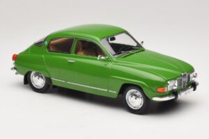 Saab 96 V4 Vert MCG 1:18 MCG18655 Métal — image 4 sur 6