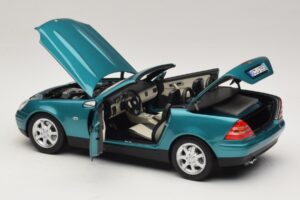 Mercedes SLK R170 Vivianite Green Norev 1:18 183021 Métal — image 7 sur 10