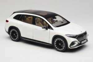 Mercedes EQS SUV X296 Manufaktur Diamond White NZG 1:18 B66960590 Métal — image 6 sur 8