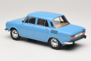 Skoda 100 LS Bleu Clair MCG 1:18 MCG18782 Métal — image 5 sur 6