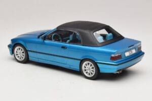 BMW 3 Series E36 Cabriolet Bleu Métallisé MCG 1:18 MCG18319 Métal — image 6 sur 7