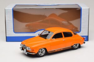 Saab 96 V4 Orange MCG 1:18 MCG18654 Métal — image 6 sur 6