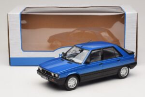 Renault 11 TXE Blue Metallic MCG 1:18 MCG18591 Métal — image 6 sur 6