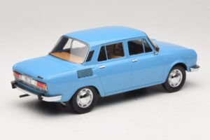 Skoda 100 LS Bleu Clair MCG 1:18 MCG18782 Métal — image 2 sur 6