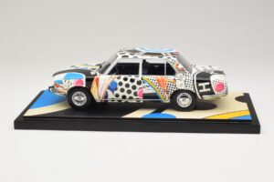 BMW 2500 E3 New Horizon Minichamps 1:18 155029204 Résine — image 3 sur 6
