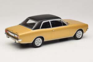 Opel Commodore A Beige MCG 1:18 MCG18559 Métal — image 2 sur 6