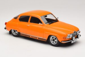 Saab 96 V4 Orange MCG 1:18 MCG18654 Métal — image 4 sur 6