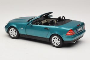 Mercedes SLK R170 Vivianite Green Norev 1:18 183021 Métal — image 9 sur 10