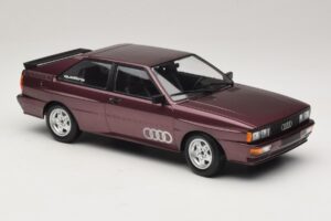 Audi Quattro Purple Metallic Minichamps 1:18 155016125 Métal — image 4 sur 6